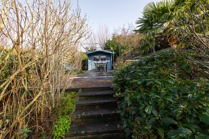 Photo 39 of Admiraal de Ruyterlaan 12-C