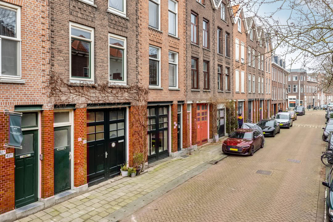 Photo 1 of Willem van Hillegaersbergstraat 43-A