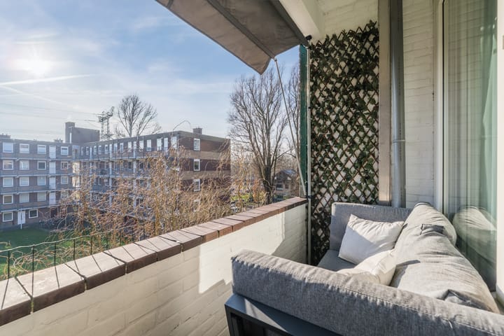 Foto 3 van Fluitekruidweg 76