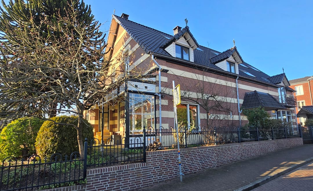 Photo 2 of Utrechtseweg 85