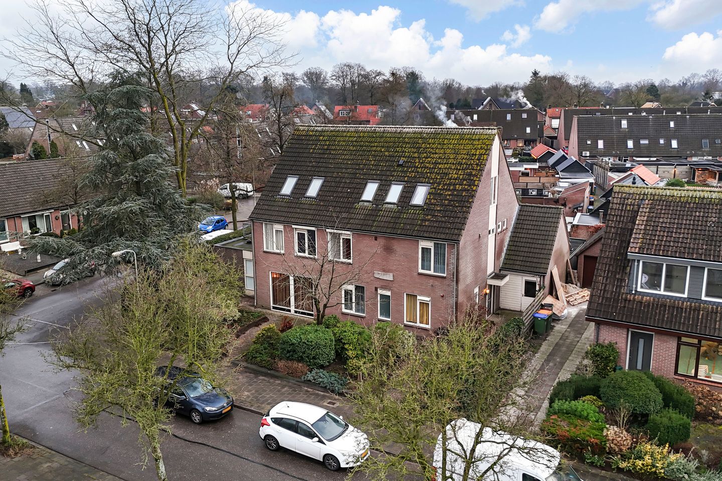 Bekijk foto 1 van Hermelijnlaan 1