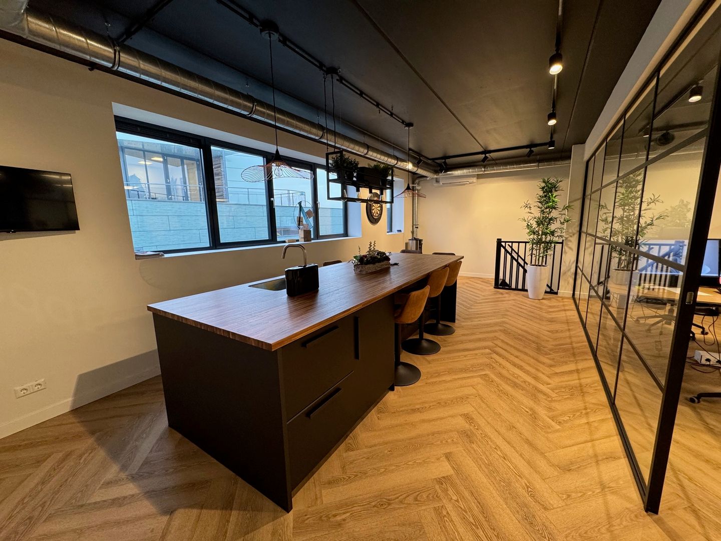 Bekijk foto 1 van Neerloopweg 5-A7