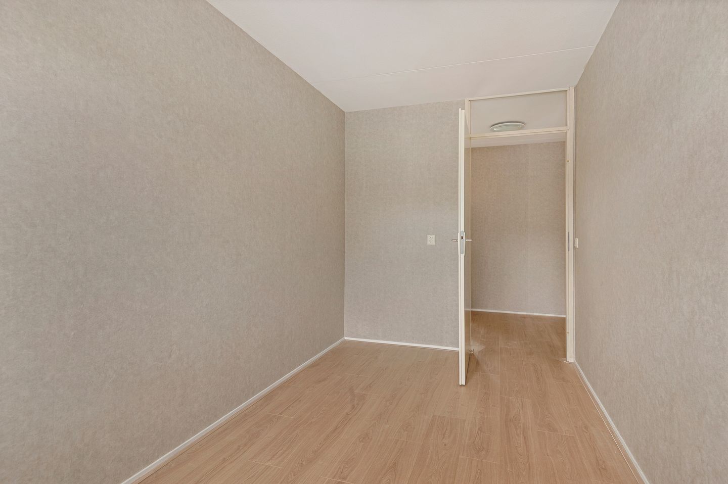 Photo 14 of Renswoudestraat 16