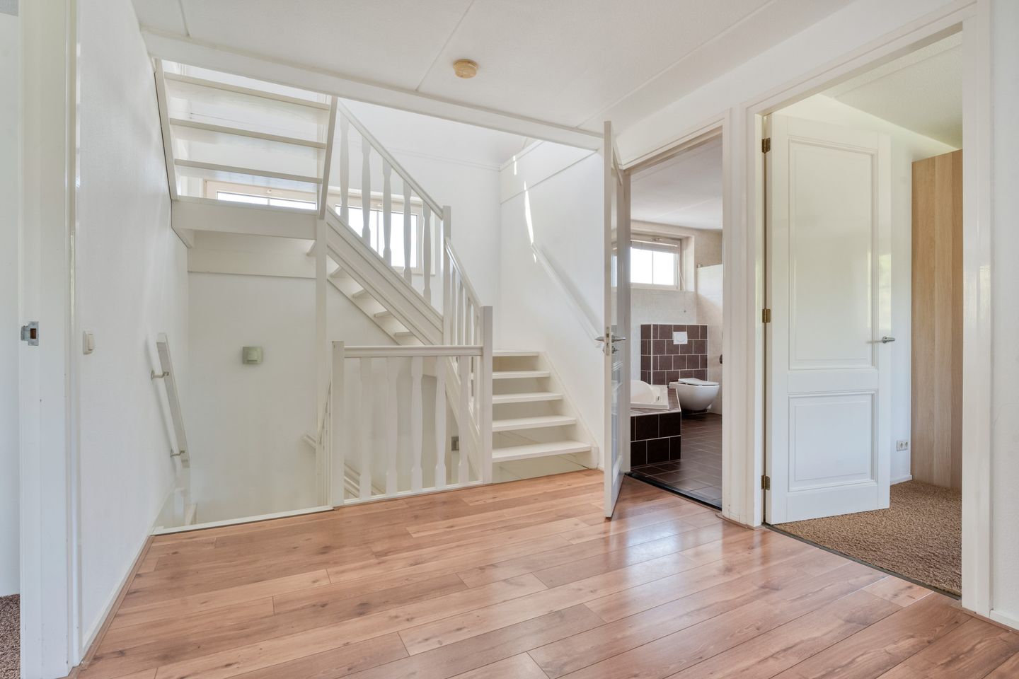 Foto 25 van Pim Mulierstraat 1