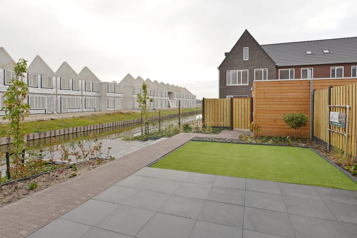 Photo 16 of Klompenmaker 12