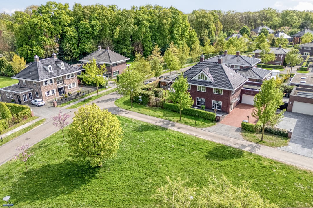 Foto 56 van Pim Mulierstraat 1