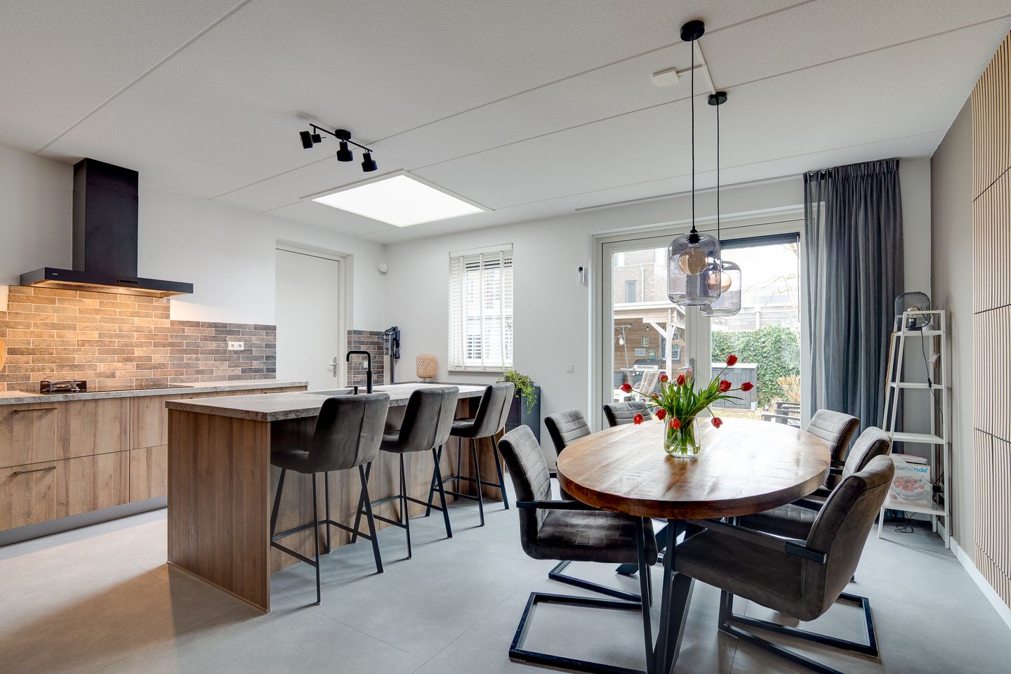 Photo 10 of Bosanemoon 70