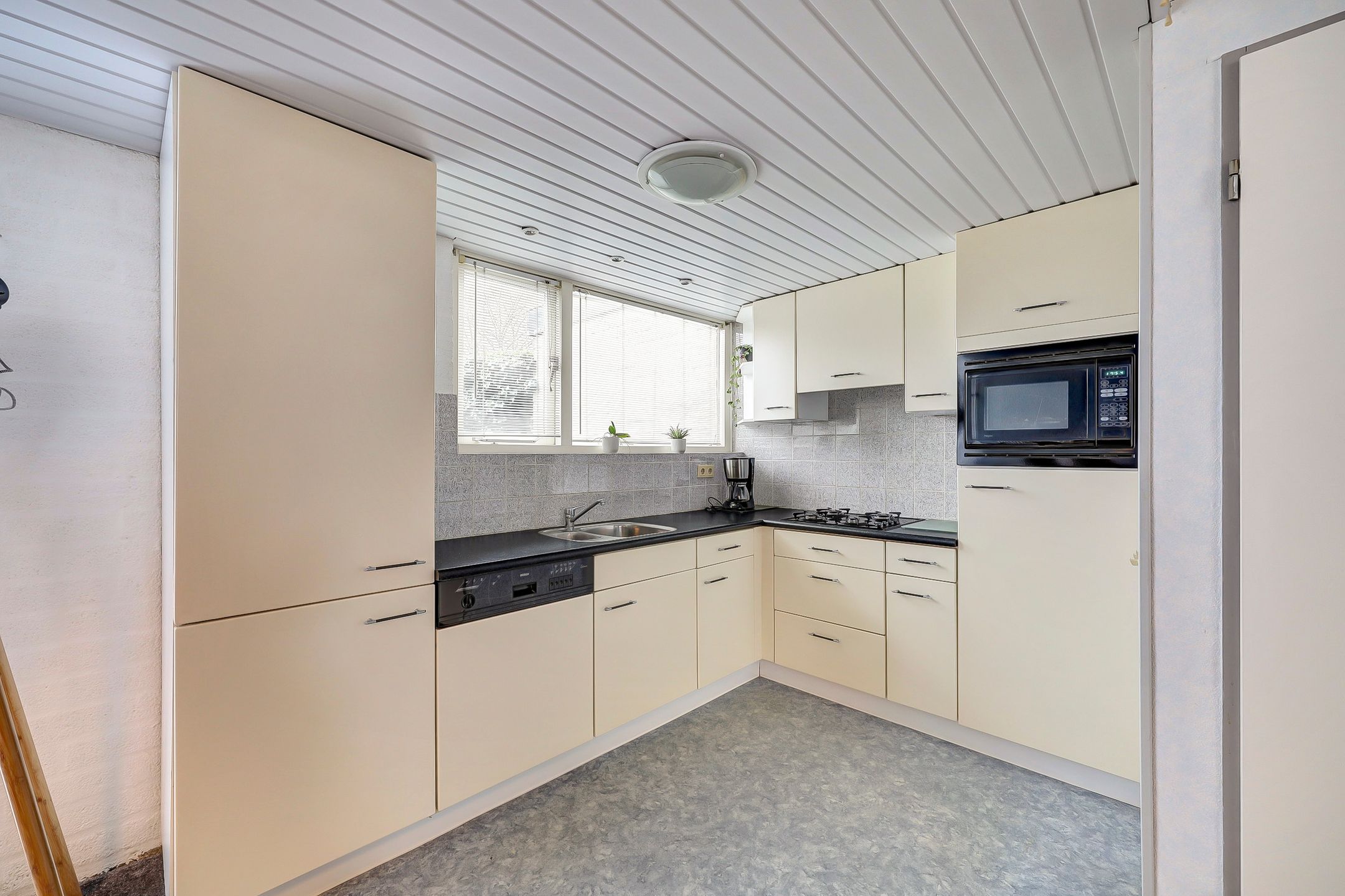 Photo 12 of Swammerdamstraat 29