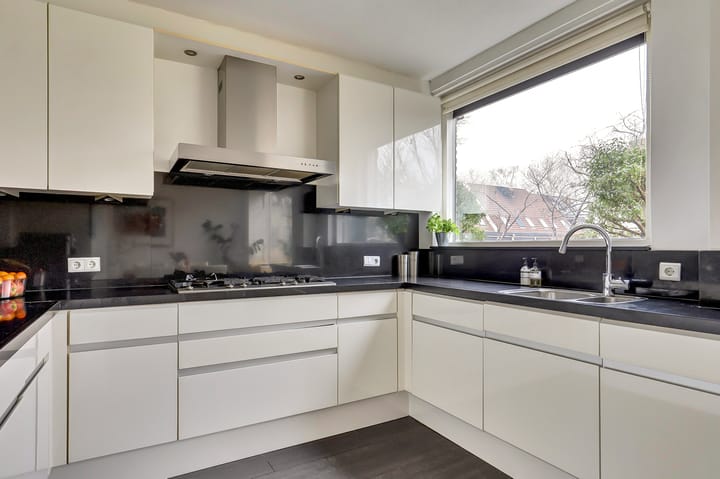 Photo 14 of Schimmelpenninckstraat 12