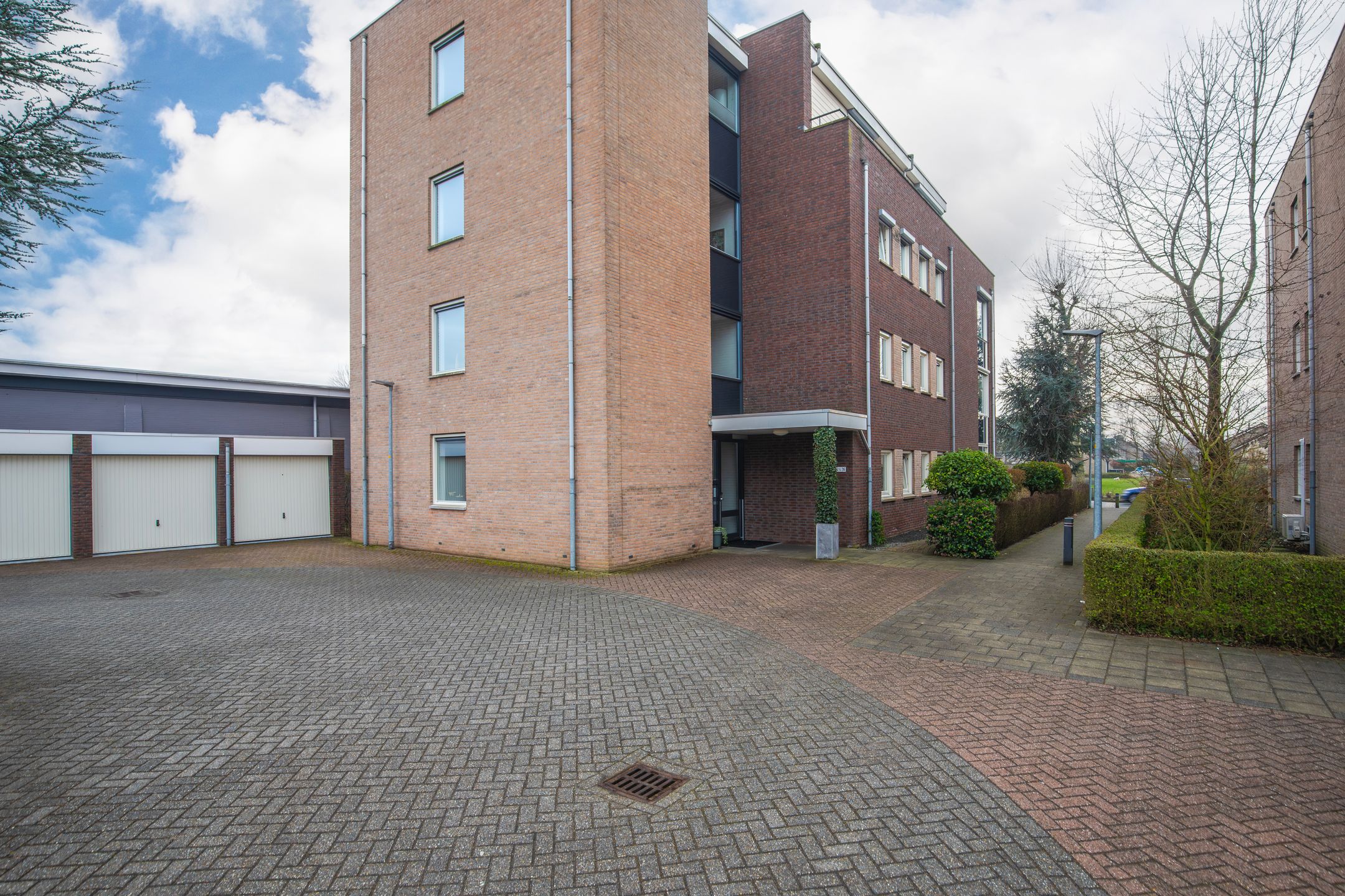 Foto 9 van Cederhof 28