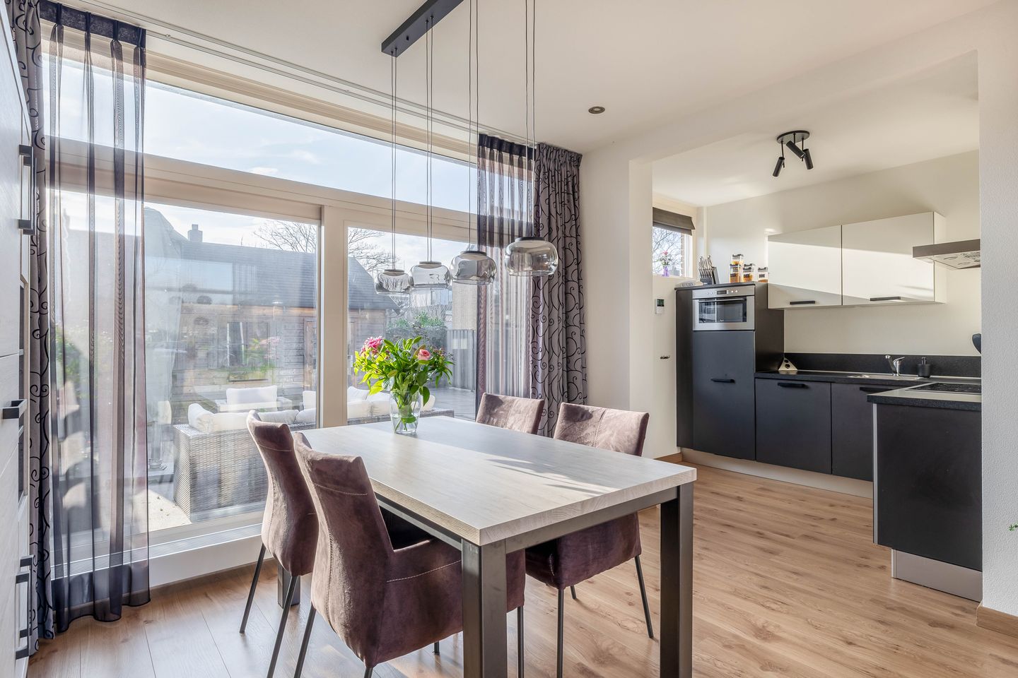 Foto 19 van Jan van de Cappellestraat 2