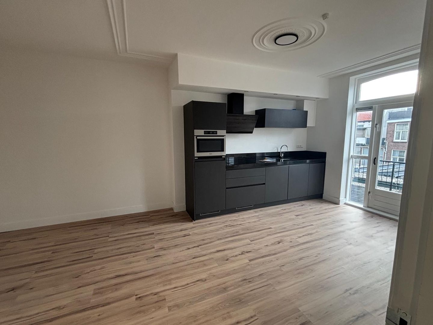 Foto 10 van Suezkade 58-A