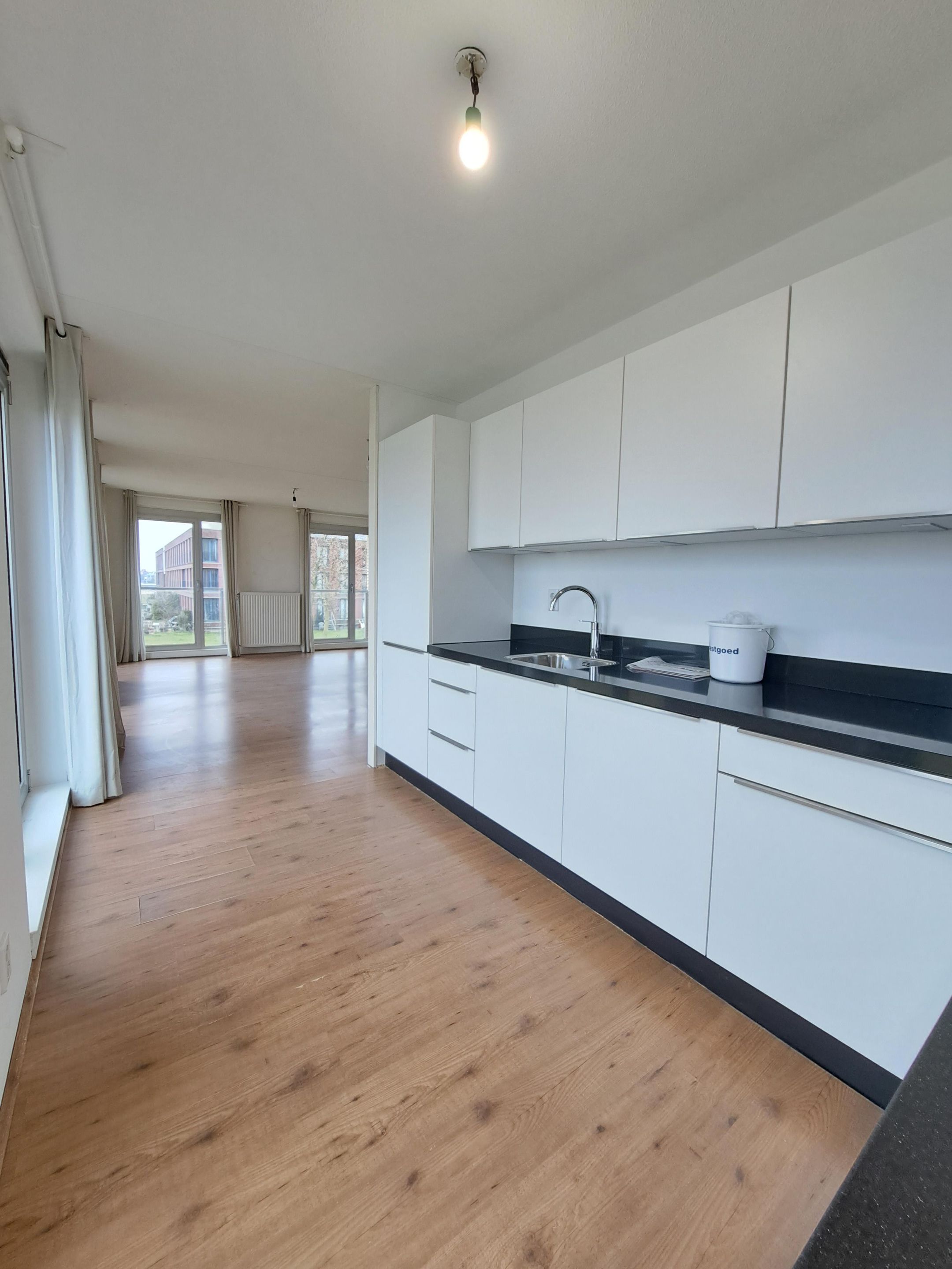 Foto 3 van Mattenbiesstraat 46