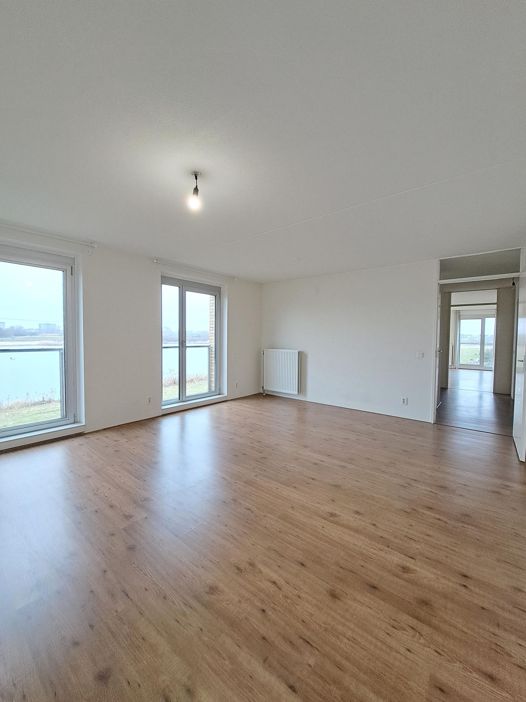 Foto 12 van Mattenbiesstraat 46