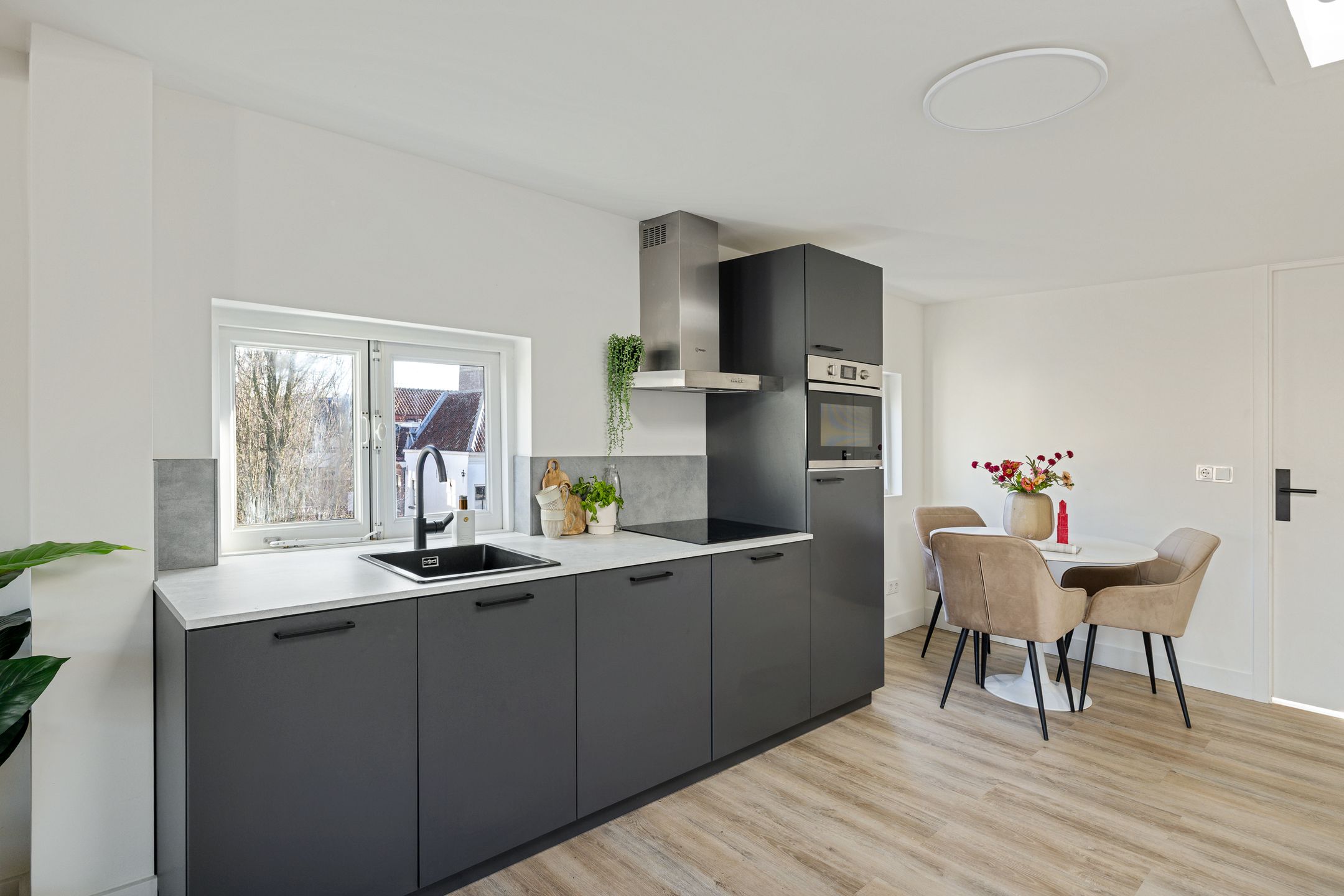 Foto 15 van Lange Lauwerstraat 26-B