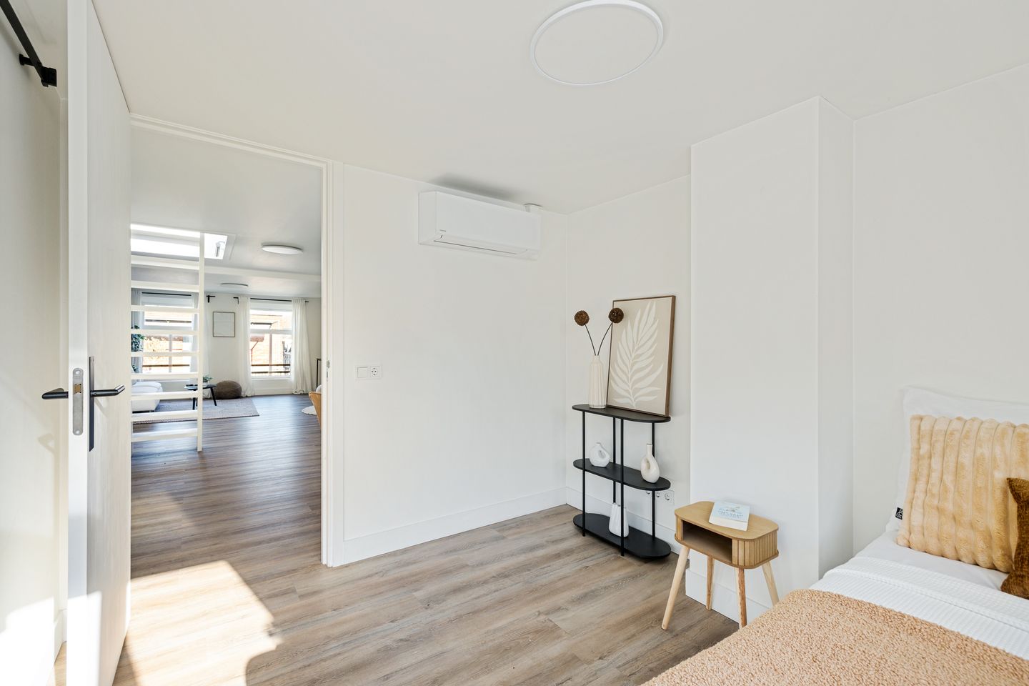 Foto 19 van Lange Lauwerstraat 26-B