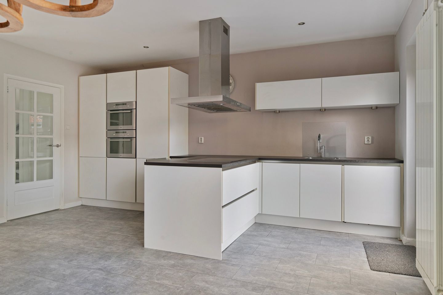 Photo 4 of Prinses Beatrixstraat 44