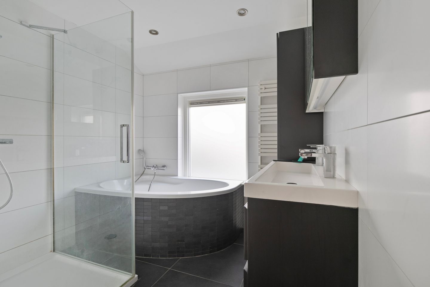 Photo 14 of Prinses Beatrixstraat 44