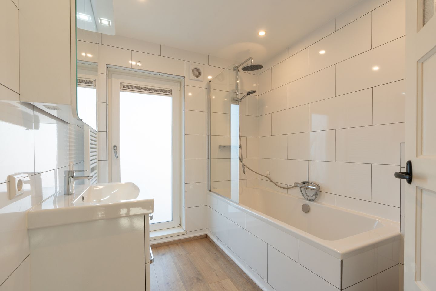 Foto 19 van Leeghwaterstraat 9