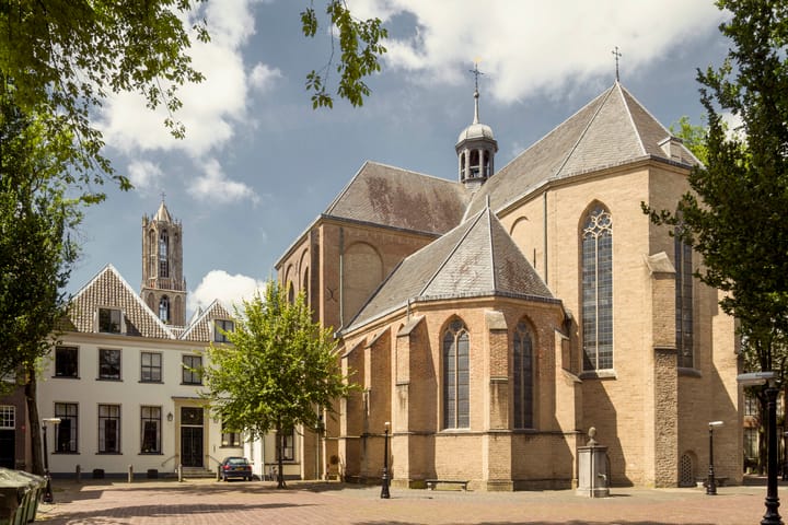 Photo 4 of Pieterskerkhof 8