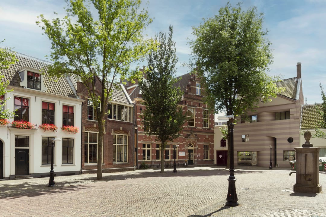 Photo 11 of Pieterskerkhof 8