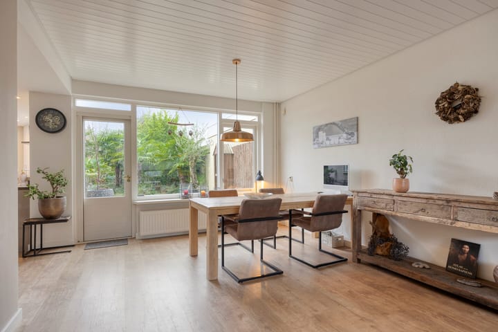 Foto 16 van Burgemeester Stolklaan 26