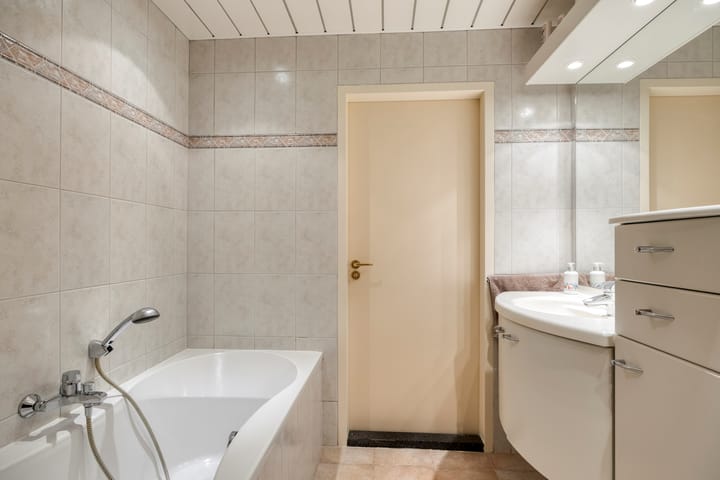 Foto 40 van Burgemeester Stolklaan 26