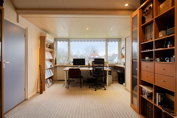 Foto 47 van Burgemeester Stolklaan 26