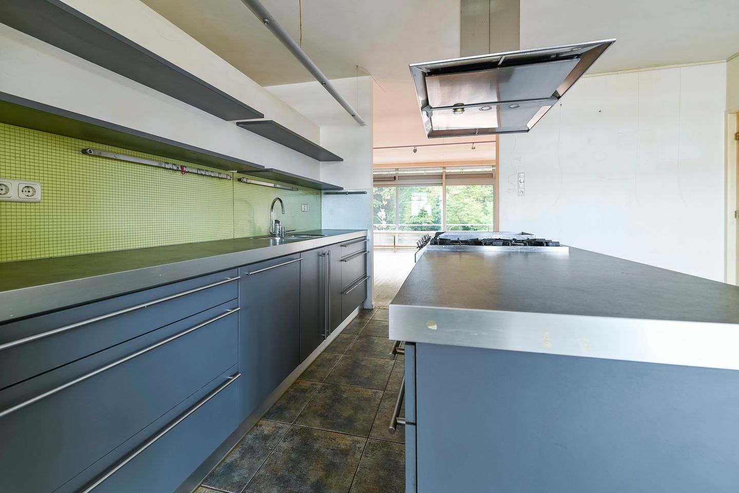 Foto 14 van Veurseweg 14-B