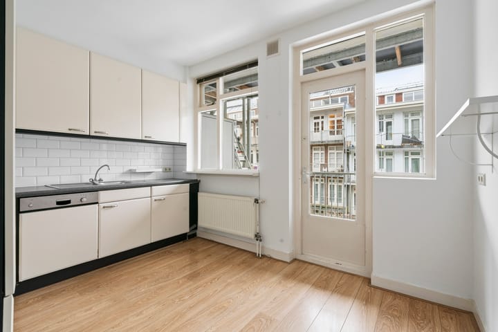 Foto 7 van Haarlemmermeerstraat 38-2