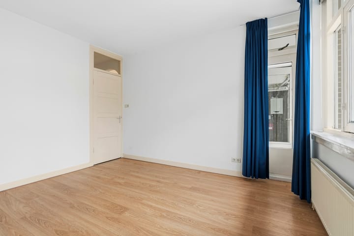 Foto 14 van Haarlemmermeerstraat 38-2