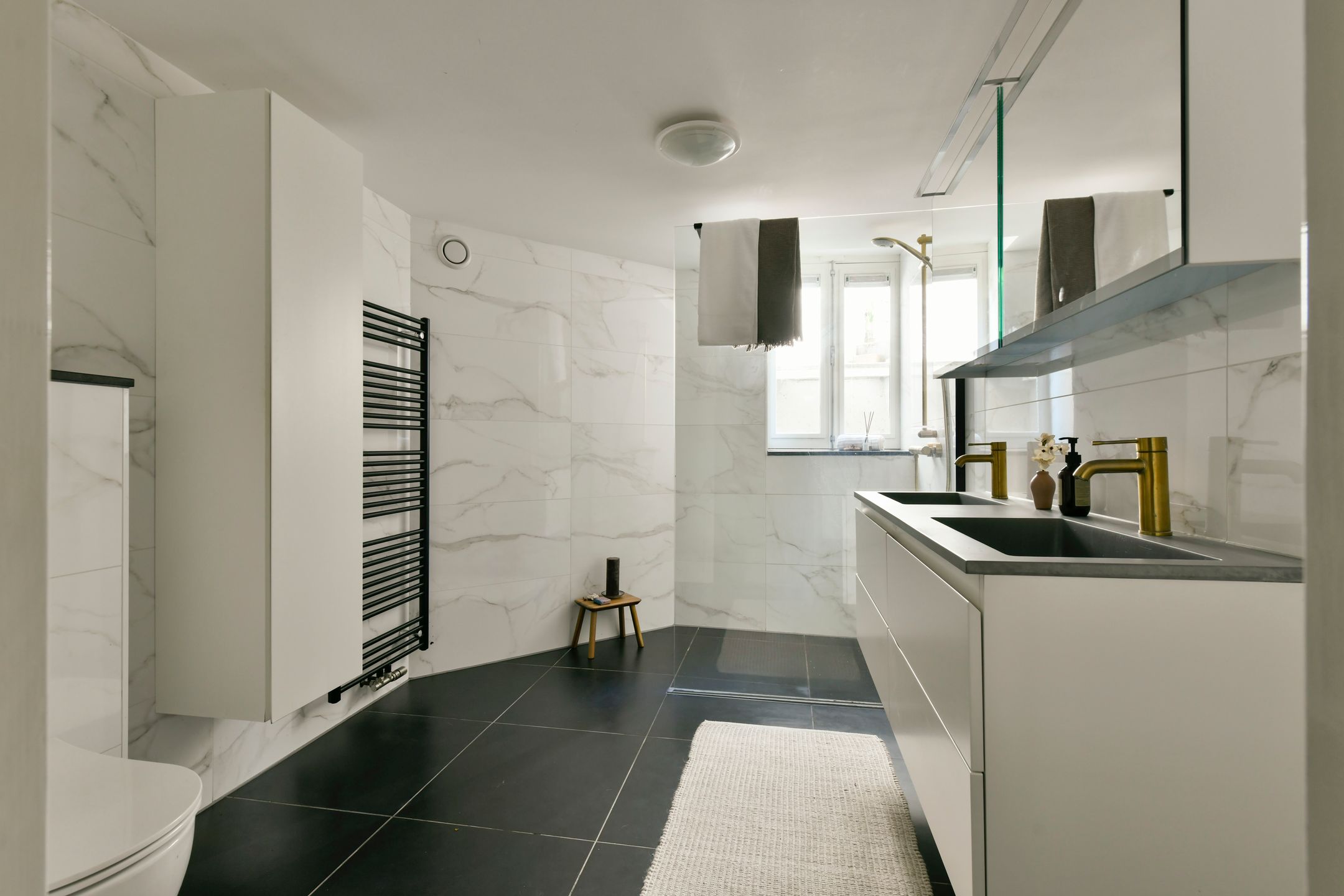 Foto 18 van Wiltzanghlaan 1-H