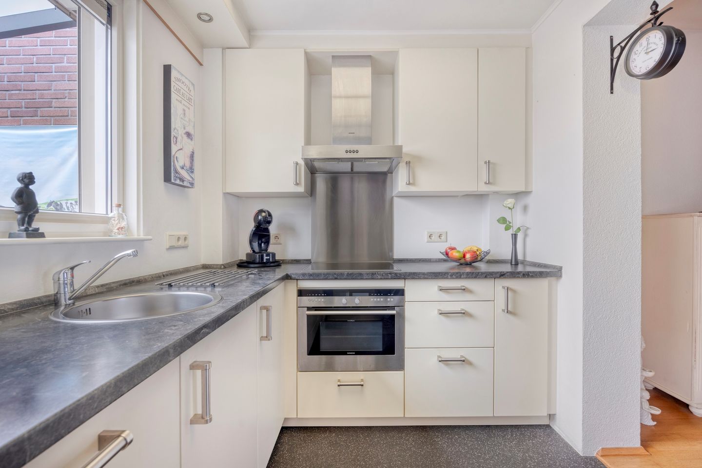 Photo 19 of Ruiterstraat 16