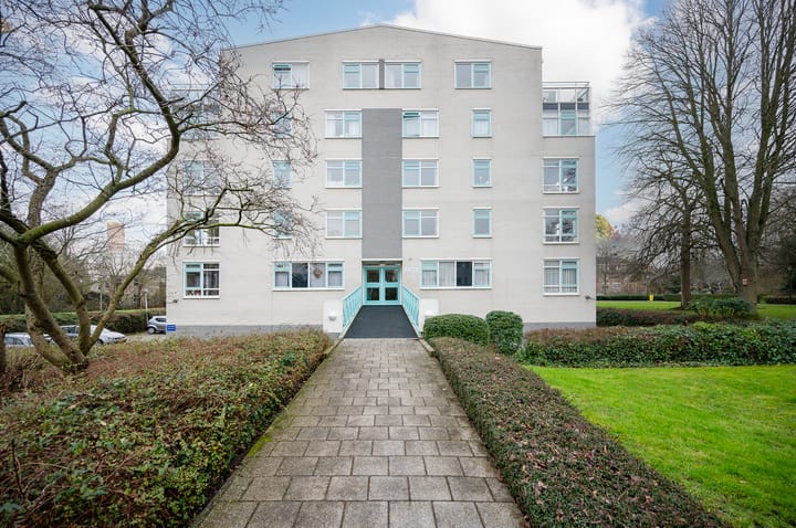 W.M. Offringalaan 64