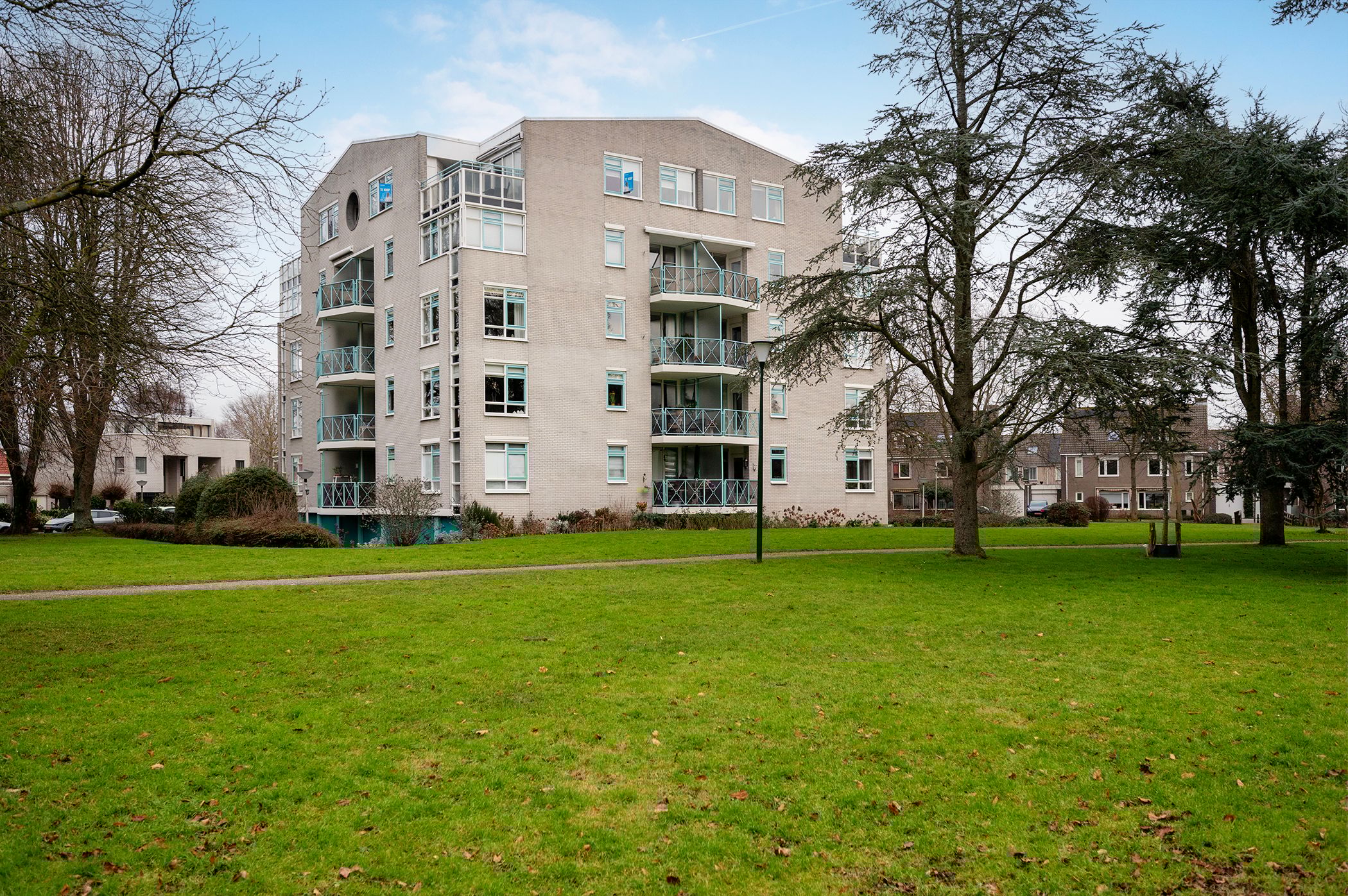 Photo 36 of W.M. Offringalaan 64