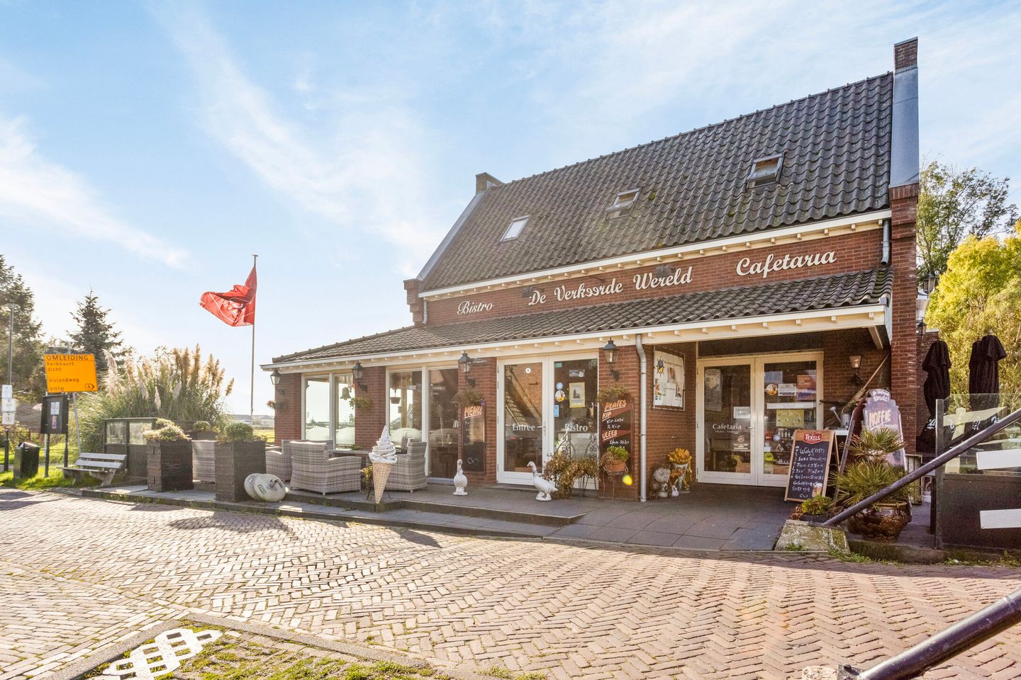 Bekijk foto 1 van Buurterstraat 20