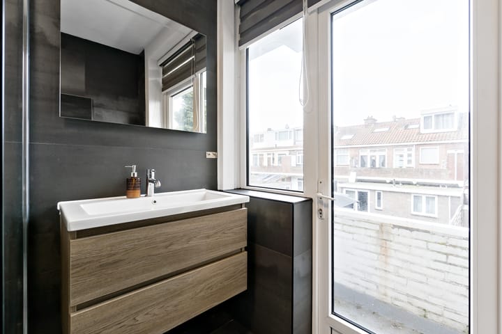 Foto 20 van De Genestetlaan 263