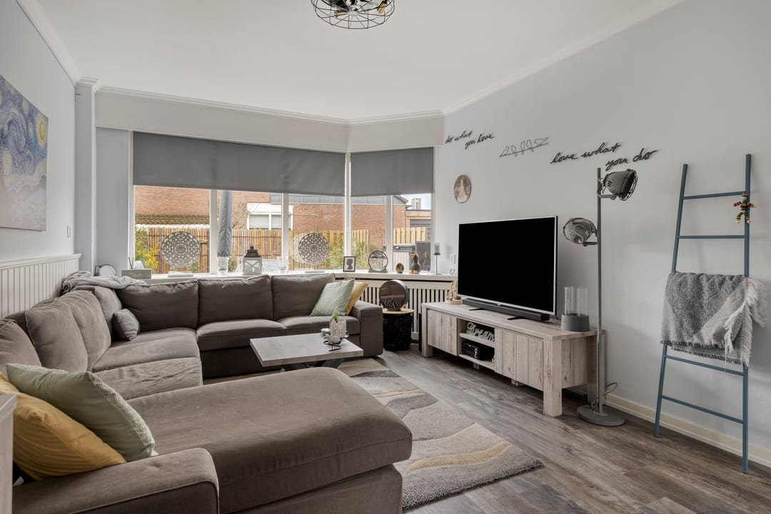 Photo 13 of Westland 19