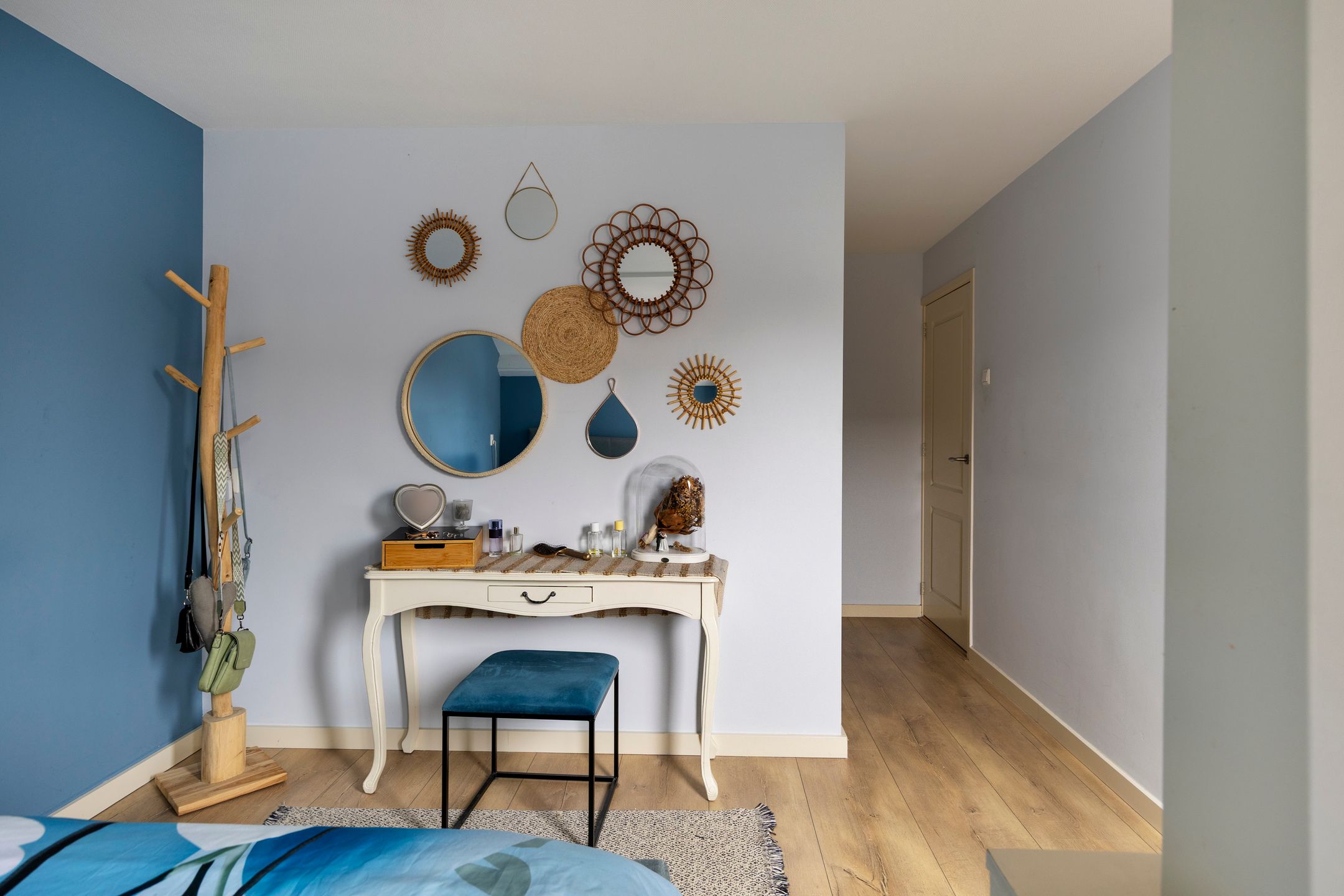 Photo 24 of Westland 19