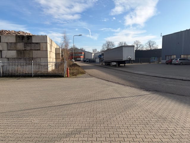 Bekijk foto 2 van Molenveldweg 19