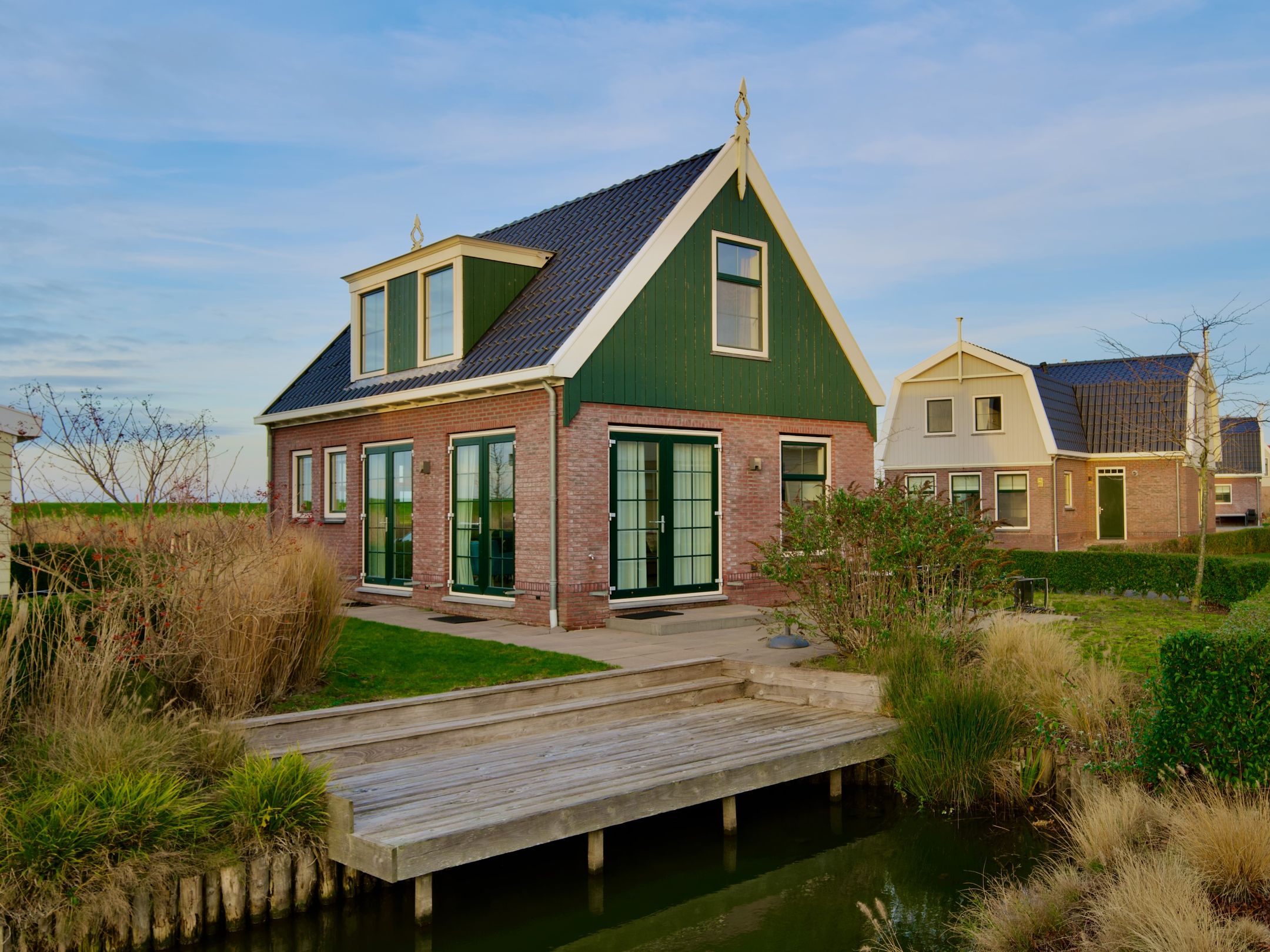 4-bedroom freehold villa in Uitdam — photo 1 of 5