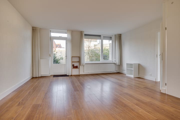 Photo 5 of A.N.van Pellecomhof 10