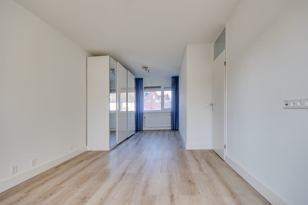 Foto 22 van A.N.van Pellecomhof 10