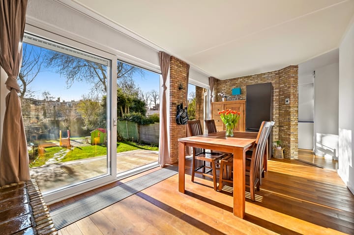 Foto 2 van Juliana van Stolberglaan 395