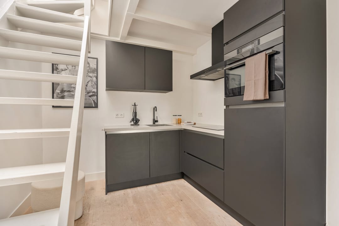 Photo 8 of Albert Cuypstraat 272-4A