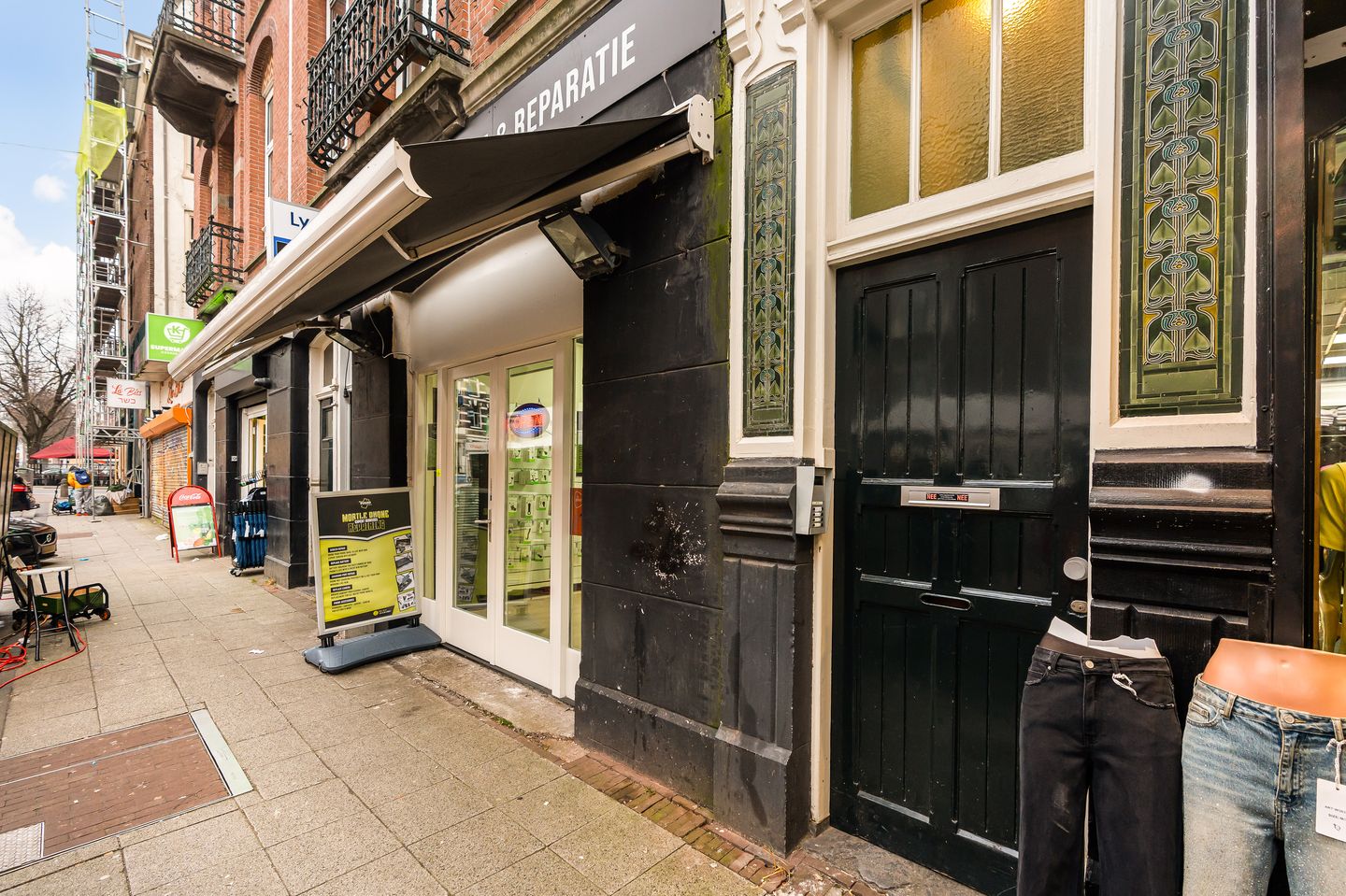 Photo 19 of Albert Cuypstraat 272-4A