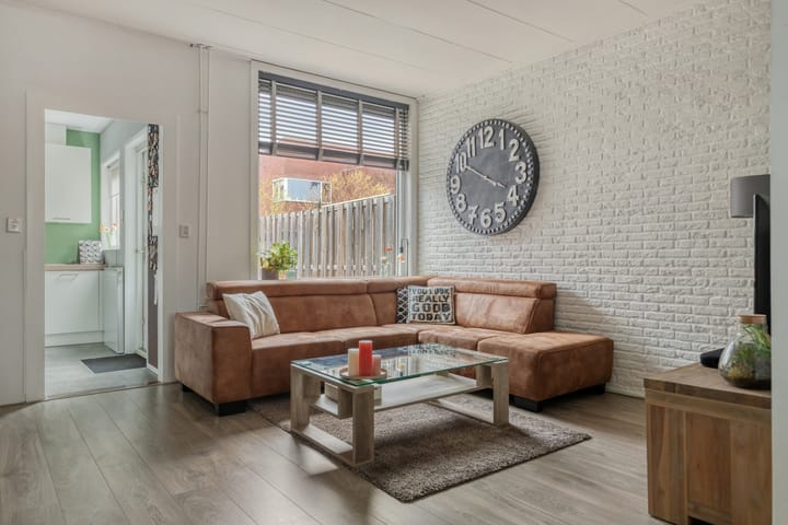 Photo 9 of Prins Bernhardstraat 8