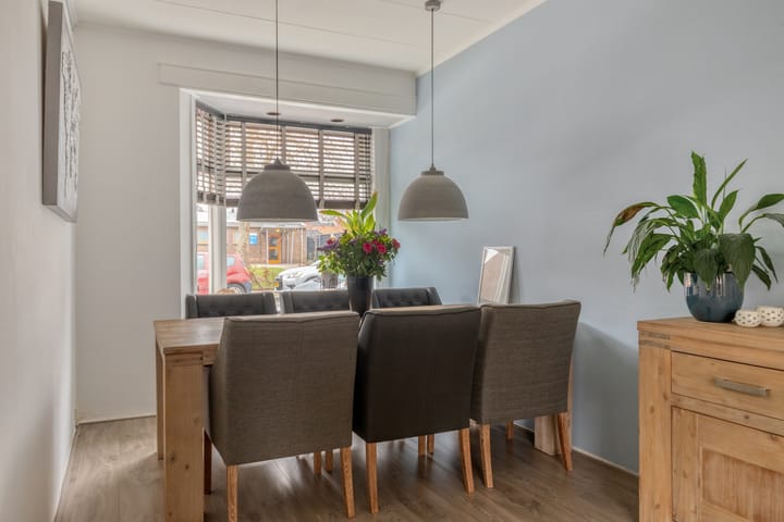 Photo 16 of Prins Bernhardstraat 8