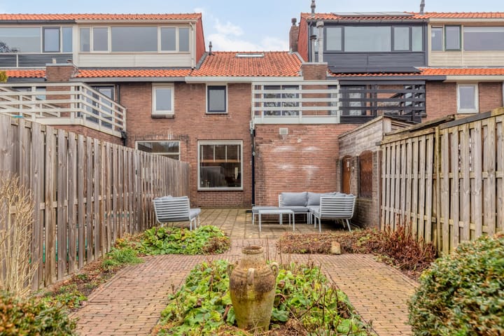 Photo 21 of Prins Bernhardstraat 8