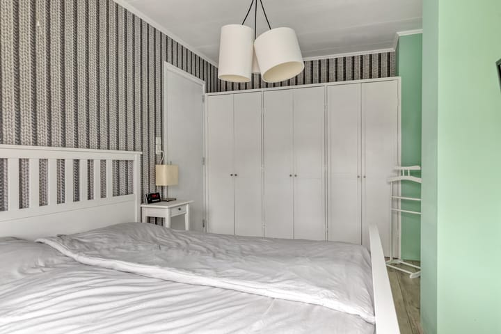 Photo 27 of Prins Bernhardstraat 8